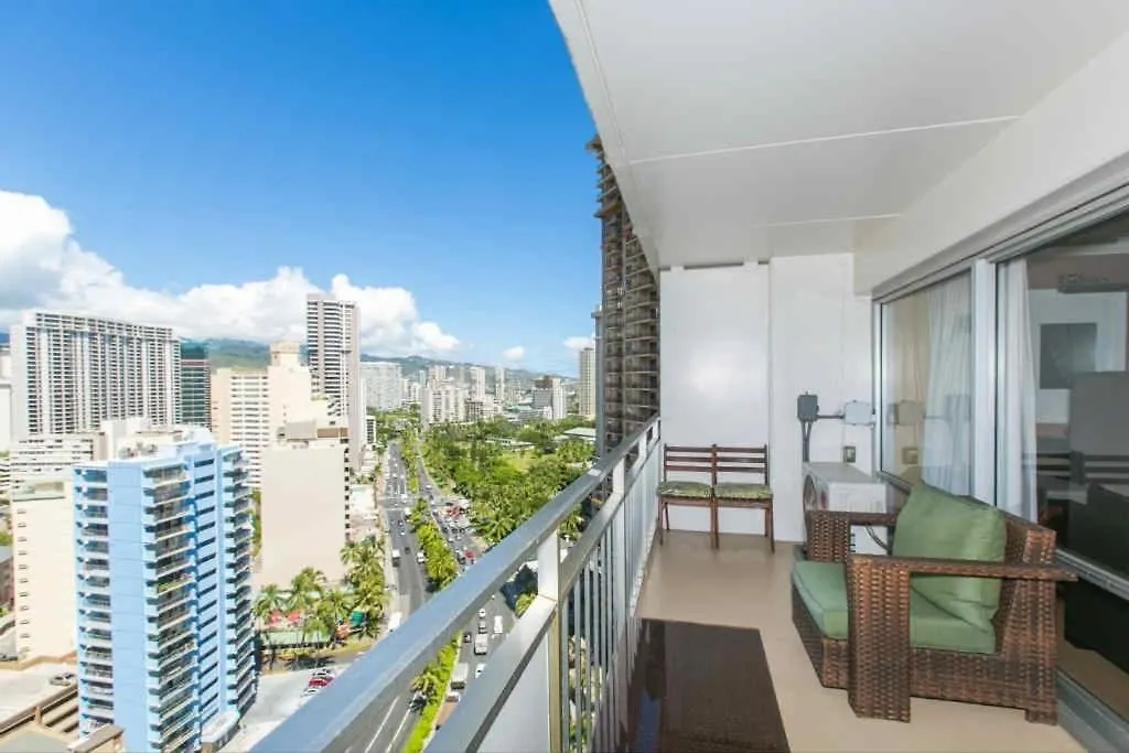 Ilikai Tower 1 Bedroom City View Condos With Private Lanai & Free Wifi! Honolulu USA