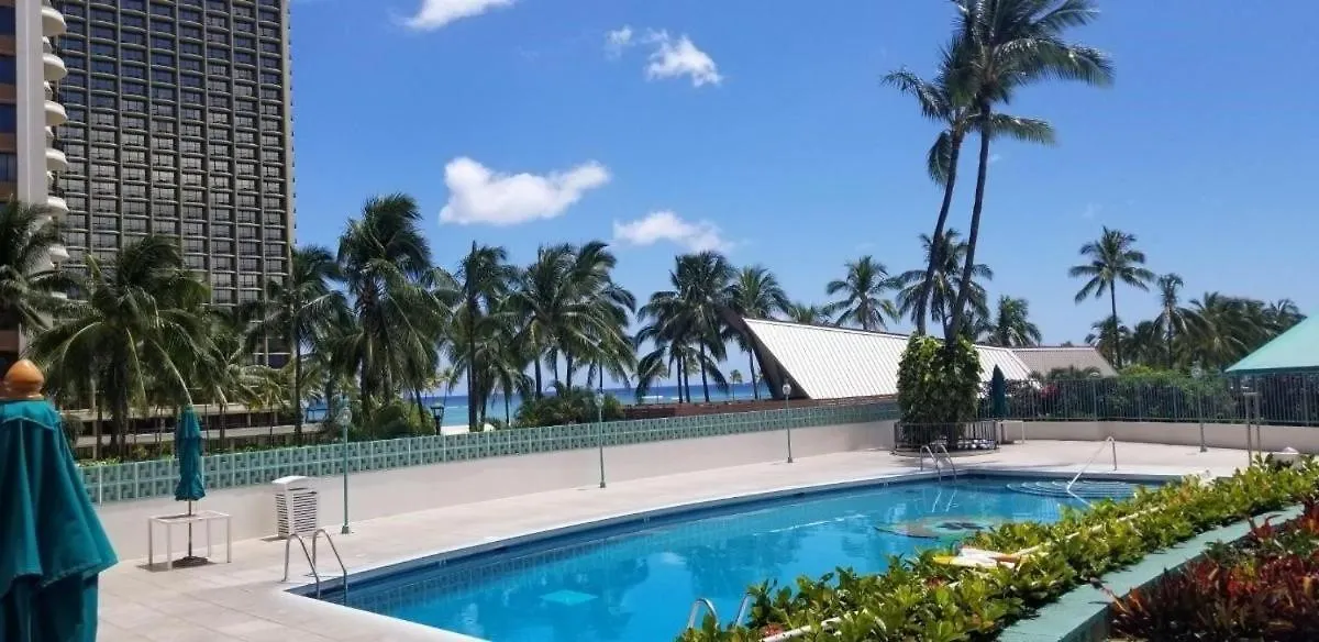 Ilikai Tower 1 Bedroom City View Condos With Private Lanai & Free Wifi! Honolulu 0*,