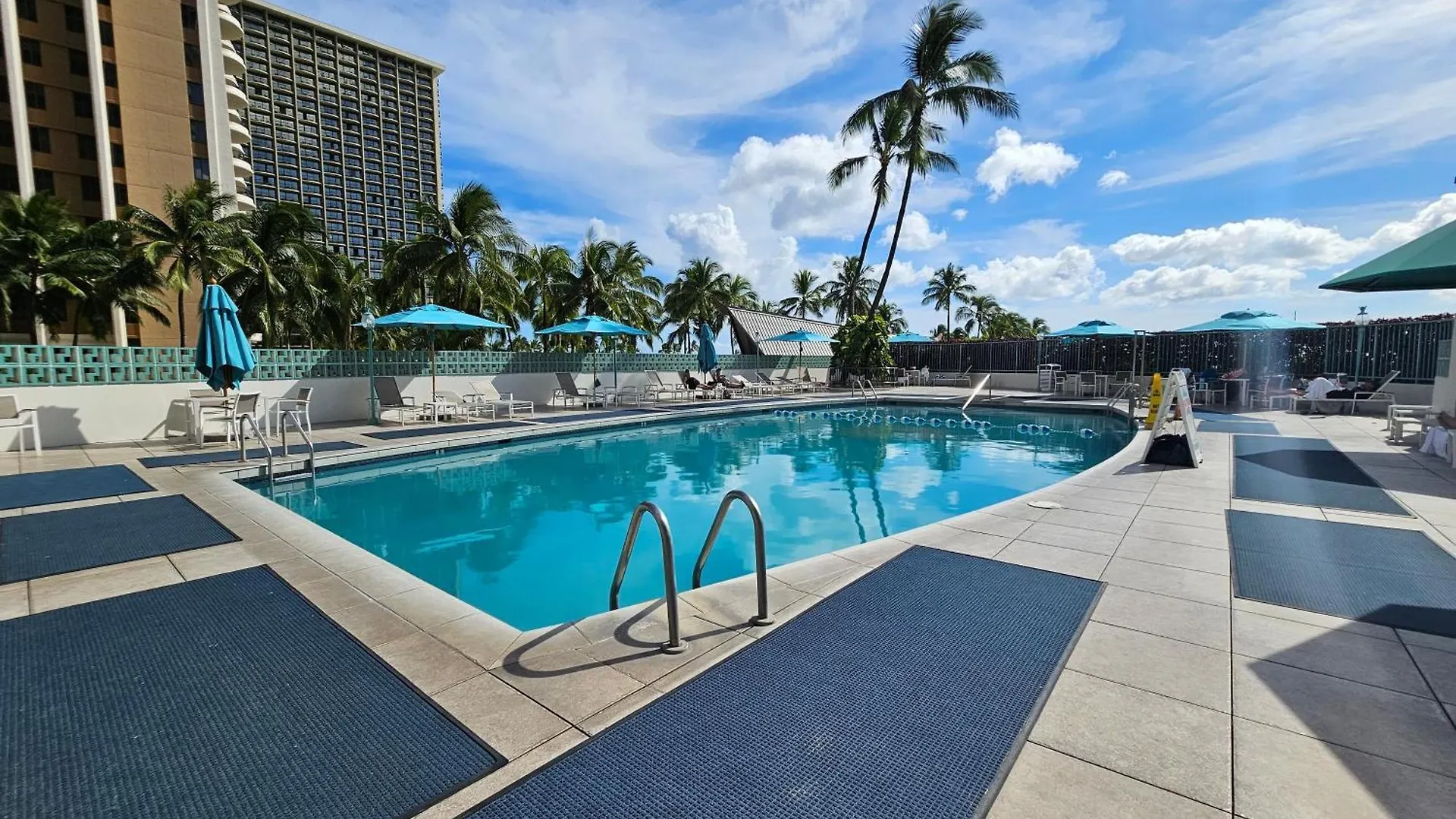 Apartmán Ilikai Tower 1 Bedroom City View Condos With Private Lanai & Free Wifi! Honolulu